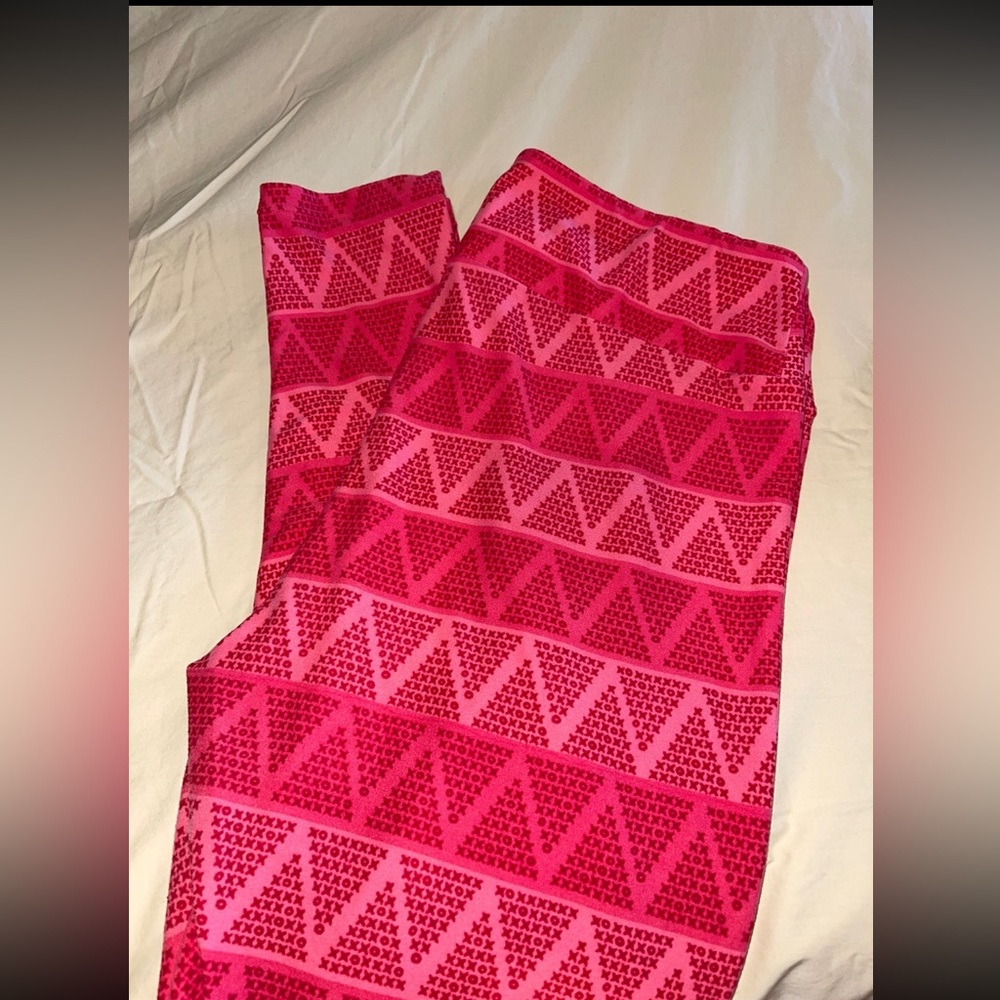 LuLaRoe TC Valentine Leggings